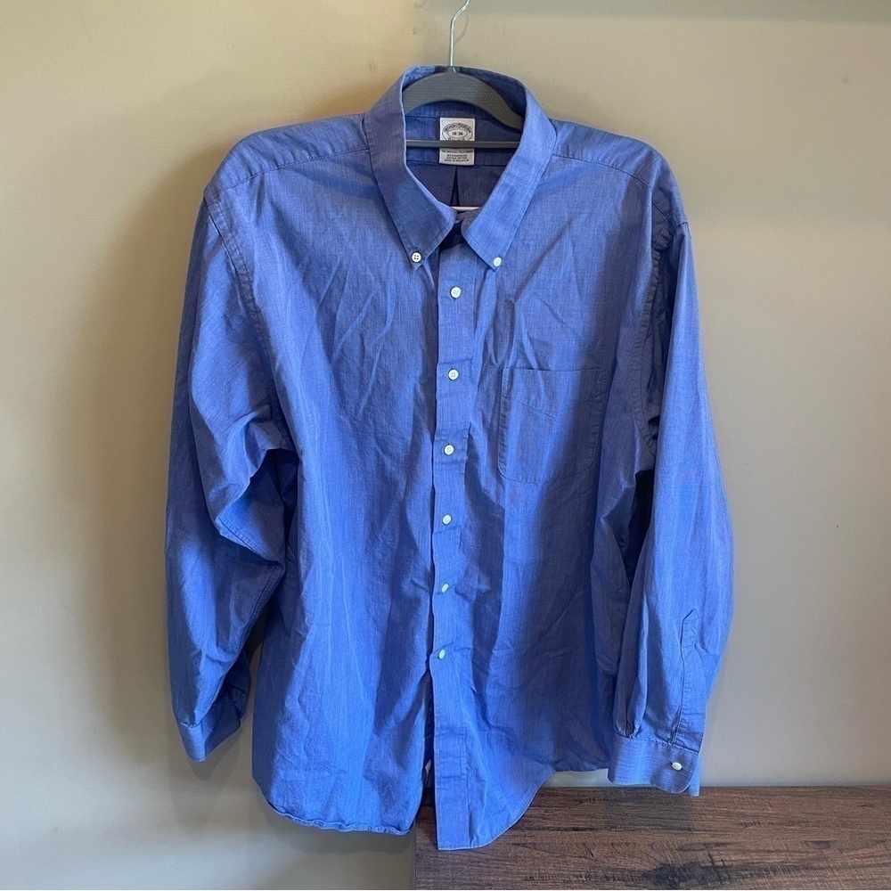 Brooks Brothers Men's Supima Cotton Long Sleeve Button-up shirt 18/36